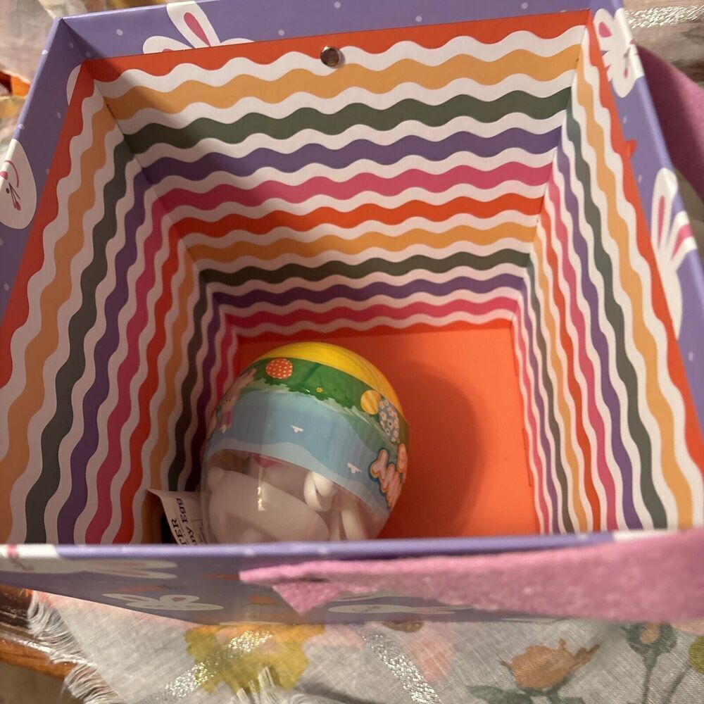 HAPPY EASTER HEAVY CARDBOARD GIFT BOX/ BASKET FOR KIDS WITH BUNNY EGG - Picture 4 of 5